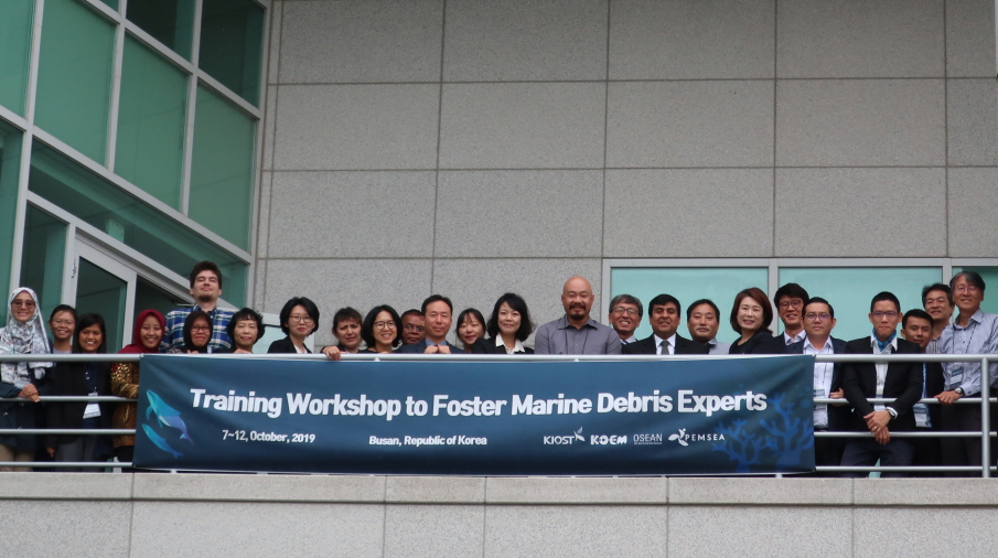 Training workshop to foster marine debris experts